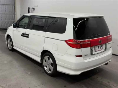 Honda ELYSION  с аукциона в Японии