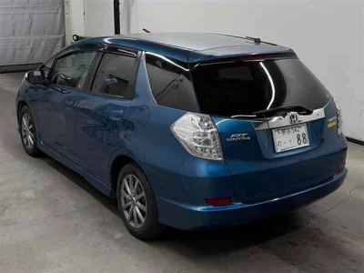 Honda FIT SHUTTLE  с аукциона в Японии
