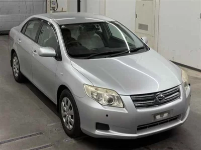 Toyota COROLLA AXIO  с аукциона в Японии