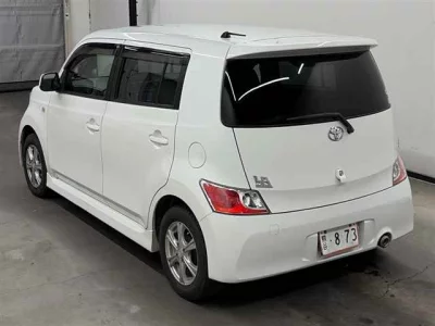 Toyota BB  с аукциона в Японии