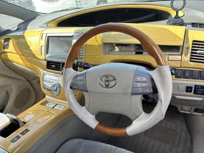 Toyota ESTIMA HYBRID