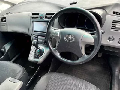 Toyota Mark X Zio
