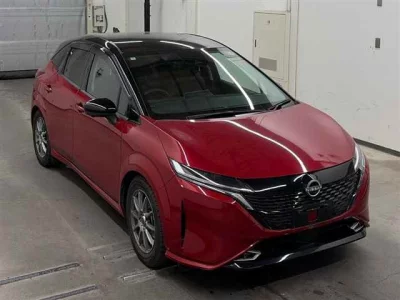 Nissan Aura