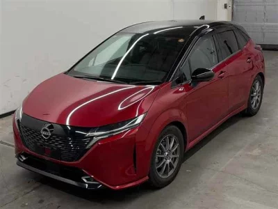 Nissan Aura