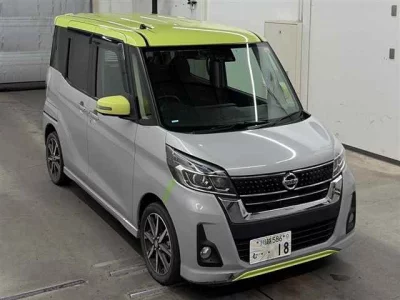 Nissan Dayz Roox