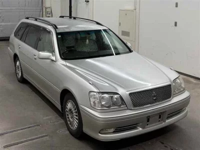 Toyota Crown Estate