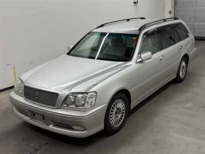 Toyota Crown Estate