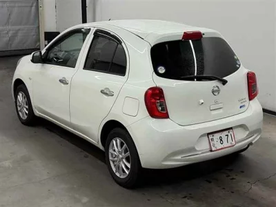 Nissan March