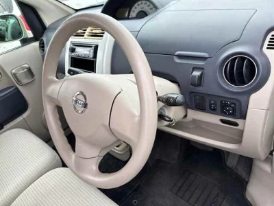 Nissan Otti