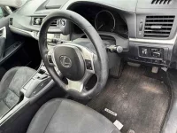 Lexus CT лот № 60032 оценка 4  с аукциона в Японии 2