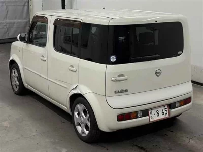 Nissan CUBE  с аукциона в Японии