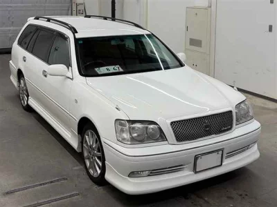 Toyota Crown Estate