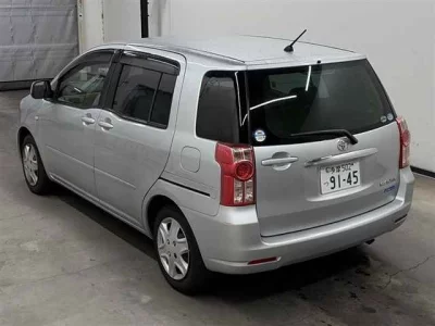 Toyota RAUM  с аукциона в Японии