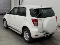 Toyota RUSH лот № 70130 оценка R  с аукциона в Японии 1