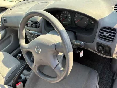 Nissan SUNNY