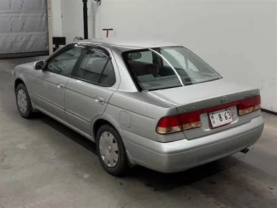 Nissan Sunny