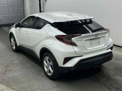 Toyota C-HR  с аукциона в Японии