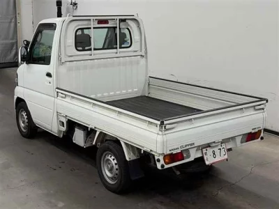 Nissan CLIPPER TRUCK