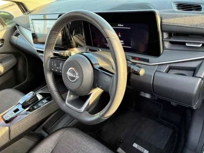 Nissan Aura