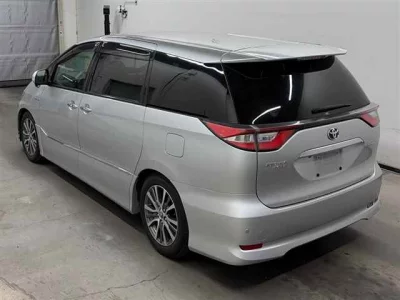 Toyota ESTIMA HYBRID