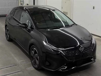 Nissan Aura