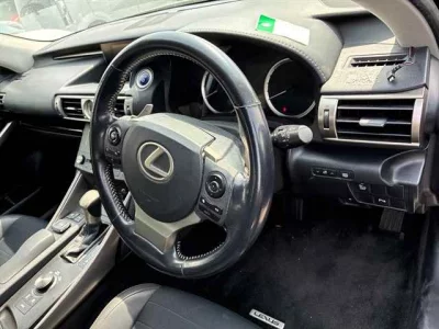 Lexus IS  с аукциона в Японии
