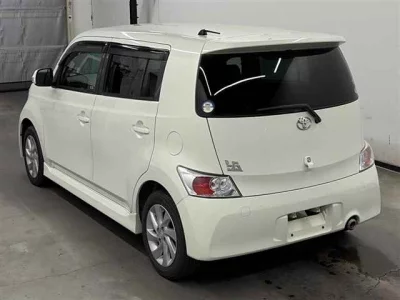 Toyota bB