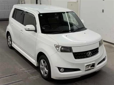 Toyota bB