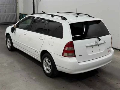 Toyota COROLLA FIELDER  с аукциона в Японии