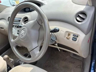 Toyota PLATZ