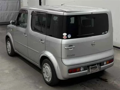 Nissan CUBE  с аукциона в Японии