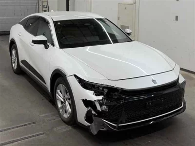 Toyota CROWN CROSSOVER