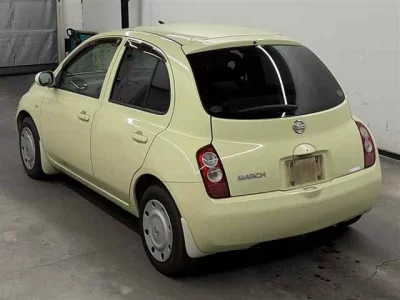 Nissan MARCH  с аукциона в Японии