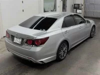 Toyota CROWN лот № 70415 оценка 4  с аукциона в Японии 4