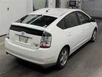 Toyota Prius лот № 90361 оценка R  с аукциона в Японии 4