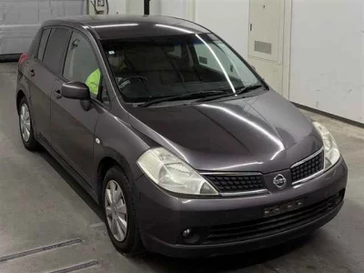 Nissan TIIDA  с аукциона в Японии