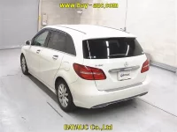 Mercedes-Benz B CLASS лот № 60032 оценка 4  с аукциона в Японии 1