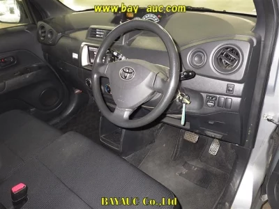 Toyota bB