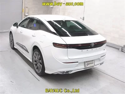 Toyota Crown Crossover