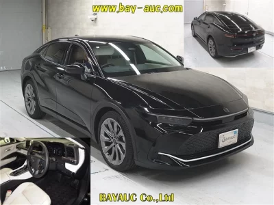 Toyota Crown Crossover