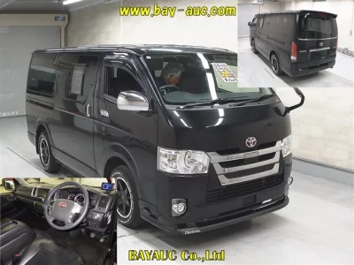 Toyota HiAce Van