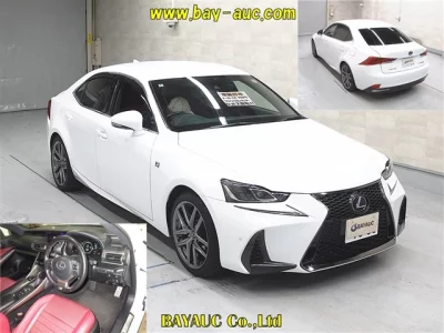 Lexus IS