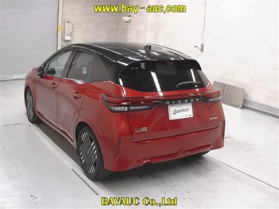 Nissan Aura
