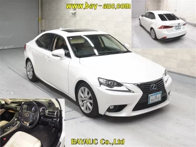 Lexus IS