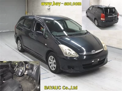 Toyota WISH  с аукциона в Японии