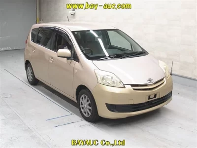 Toyota PASSO SETTE  с аукциона в Японии