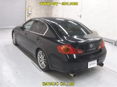 Nissan SKYLINE  с аукциона в Японии