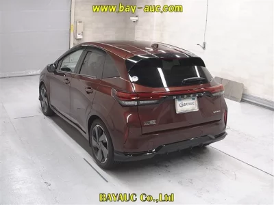 Nissan Aura