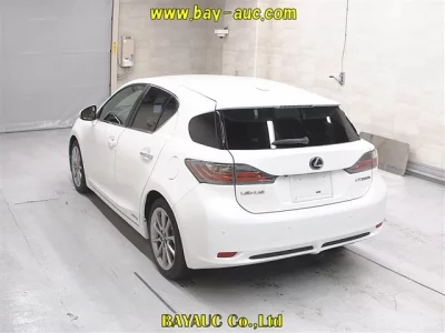Lexus CT200h