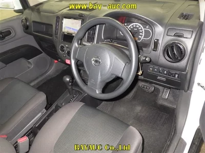 Nissan AD